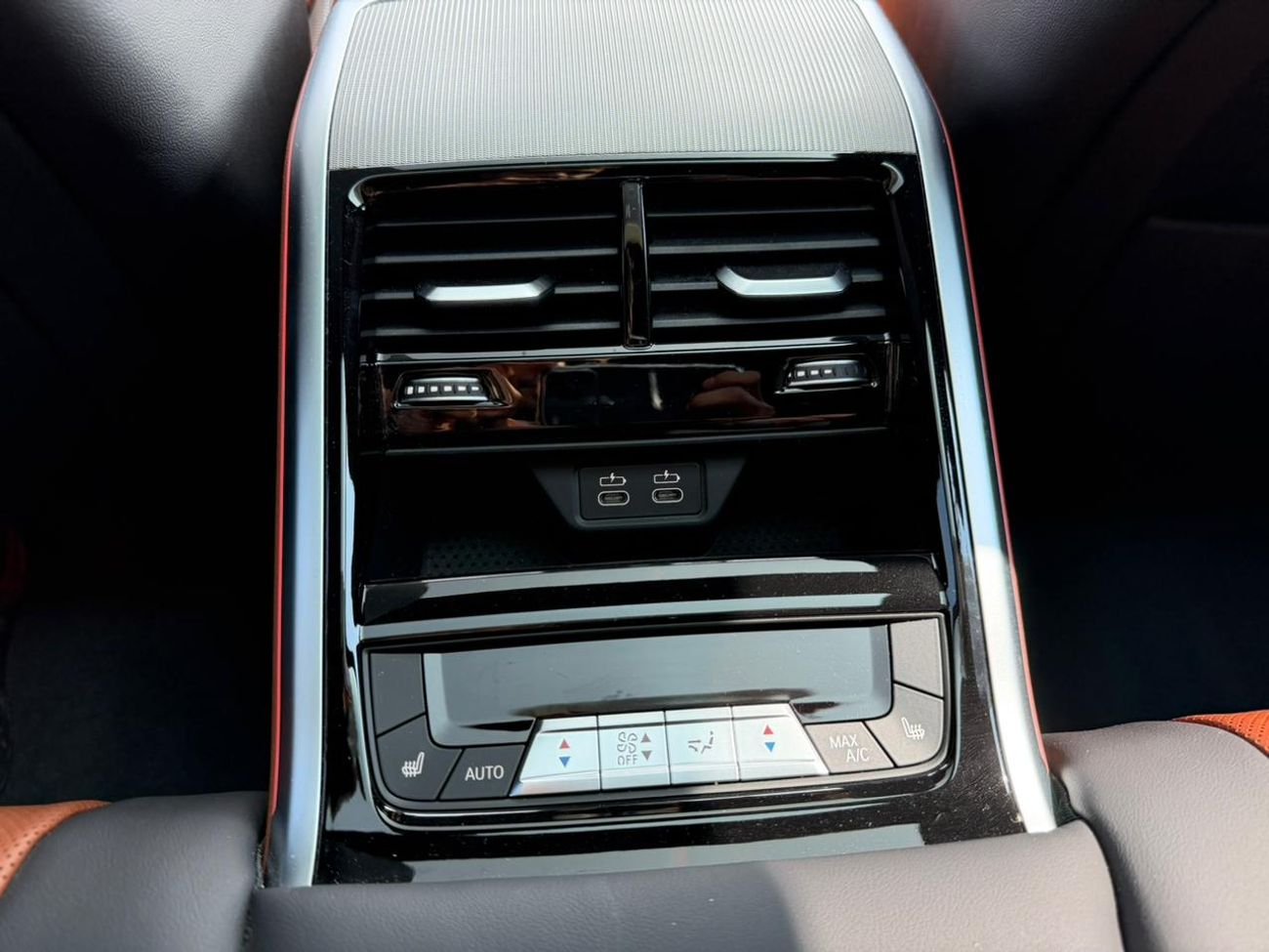 BMW M850i xDrive 4.4L