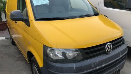 فولكس واجن T5 ترانسبورتر Volkswagen Transporter,model:2013. Excellent condition