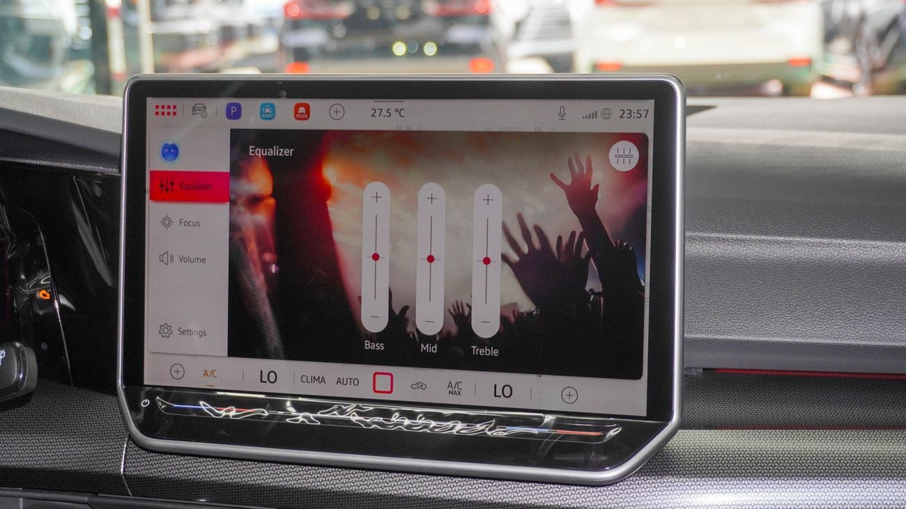 Volkswagen Golf R 300 TSI