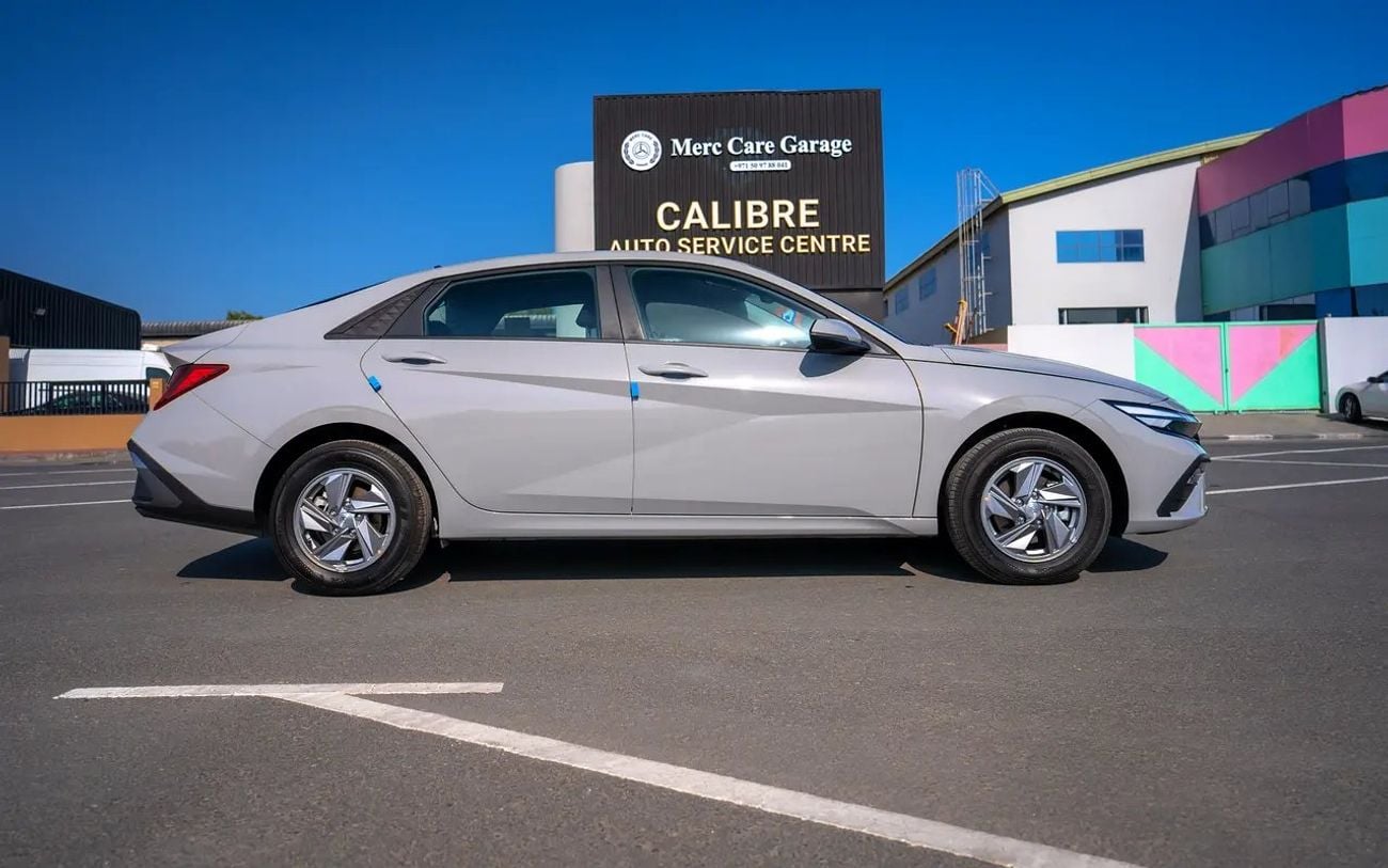 Hyundai Elantra COMFORT GCC spec