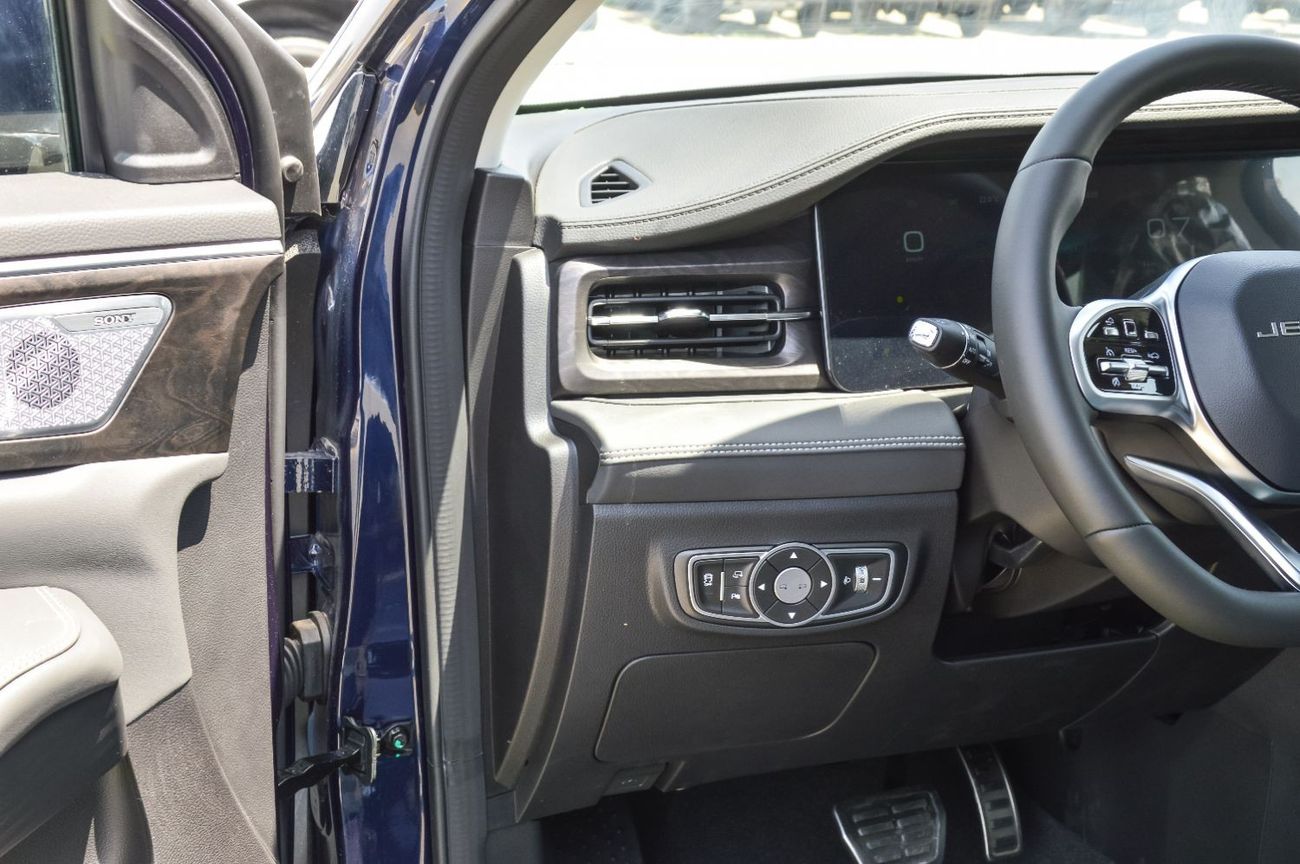 Jetour X90 JETOUR X90 PLUS 2.0L FWD SUV 2024