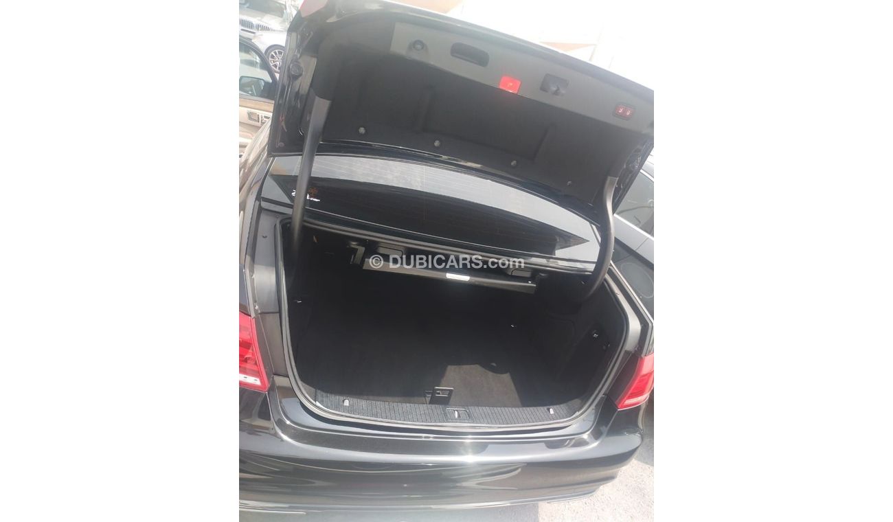Mercedes-Benz E 350 Mercedes-Benz E350-America_2016_Excellent_Condition _Full option