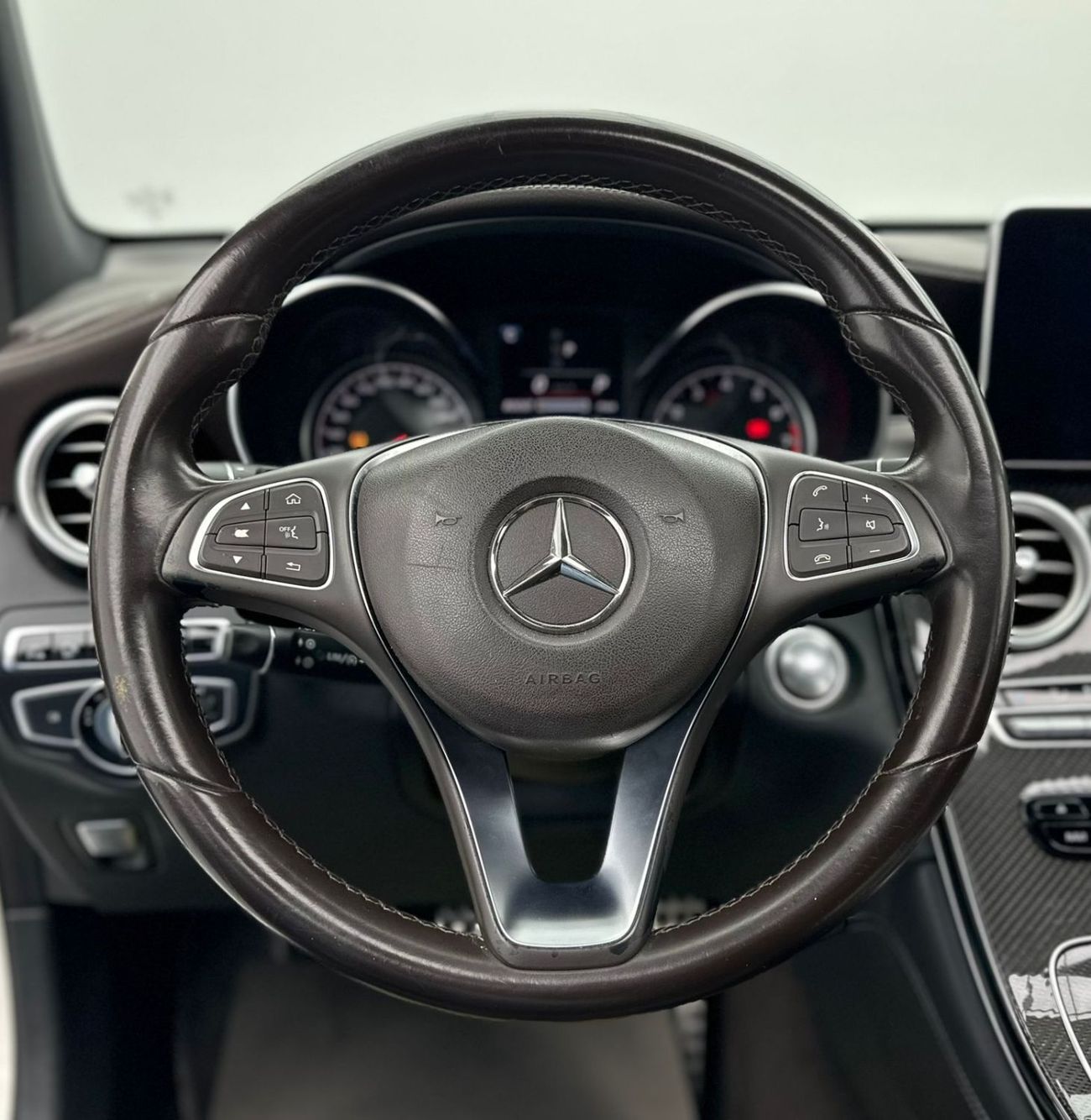 Mercedes-Benz GLC 43 AMG 4MATIC 3.0L 2017 Mercedes-Benz GLC 43 AMG 4Matic, Full Service History, Excellent Condition, GCC