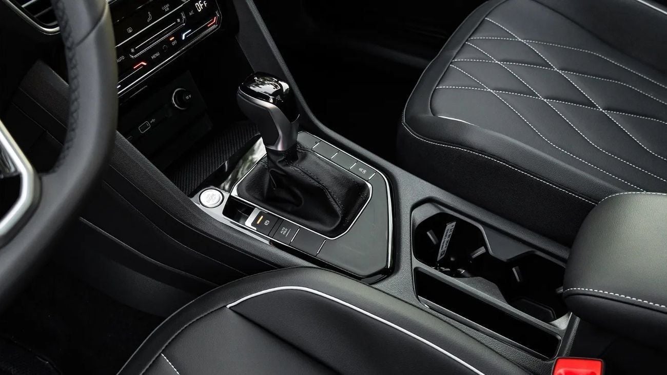 Volkswagen Tiguan 2025 | VOLKSWAGEN TIGUAN 300 TSI 2WD [ EXPORT ONLY ]