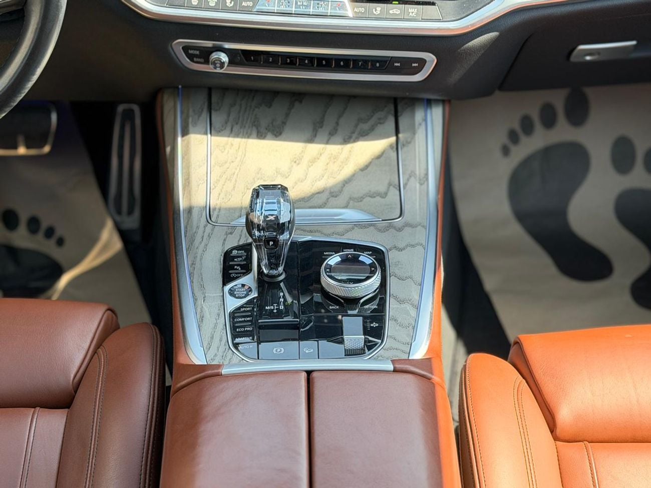 BMW X7 40i M Sport Premium 3.0L BMW X7 X-Drive 40i M Package / GCC / 2019 / Full AService History / Origina