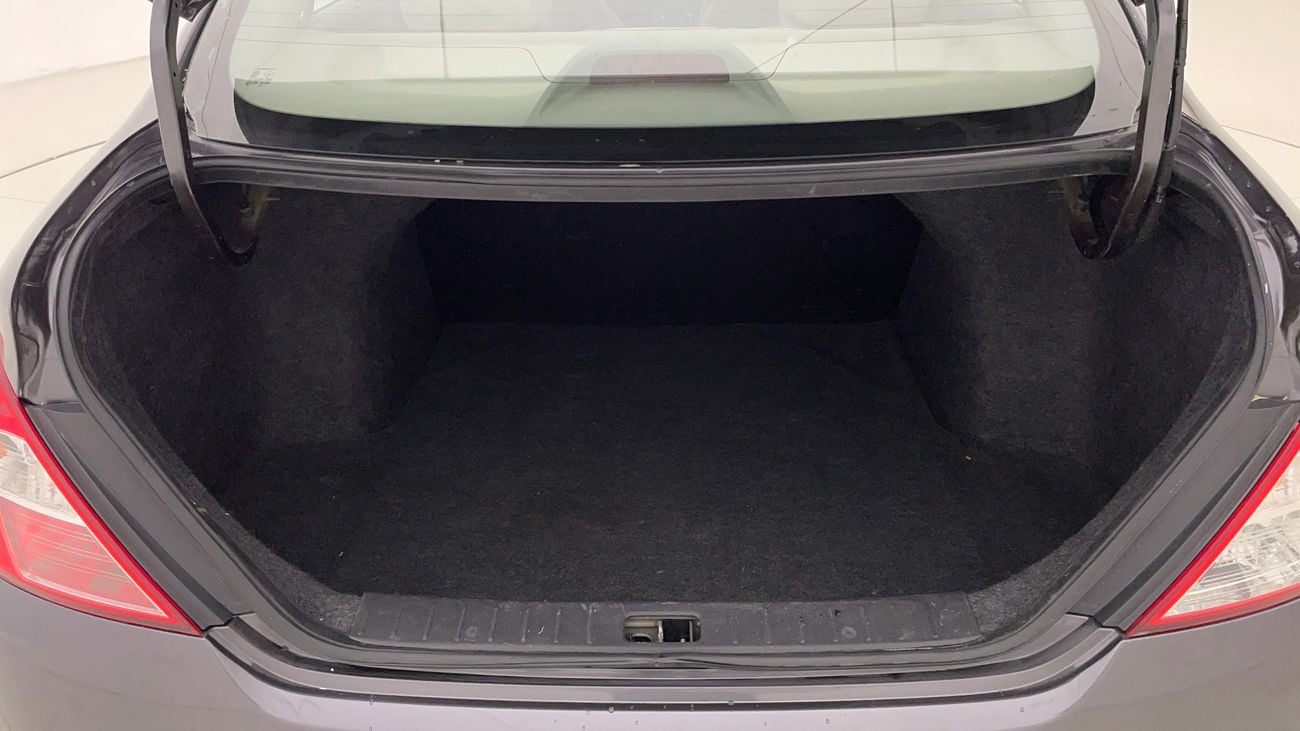 Nissan Sunny SV 1.5 | Zero Down Payment | Home Test Drive