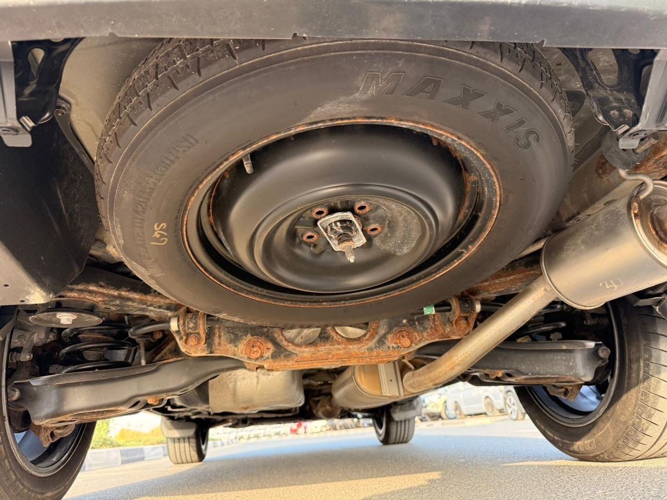 Toyota Highlander LE 3.5 L 2020 model