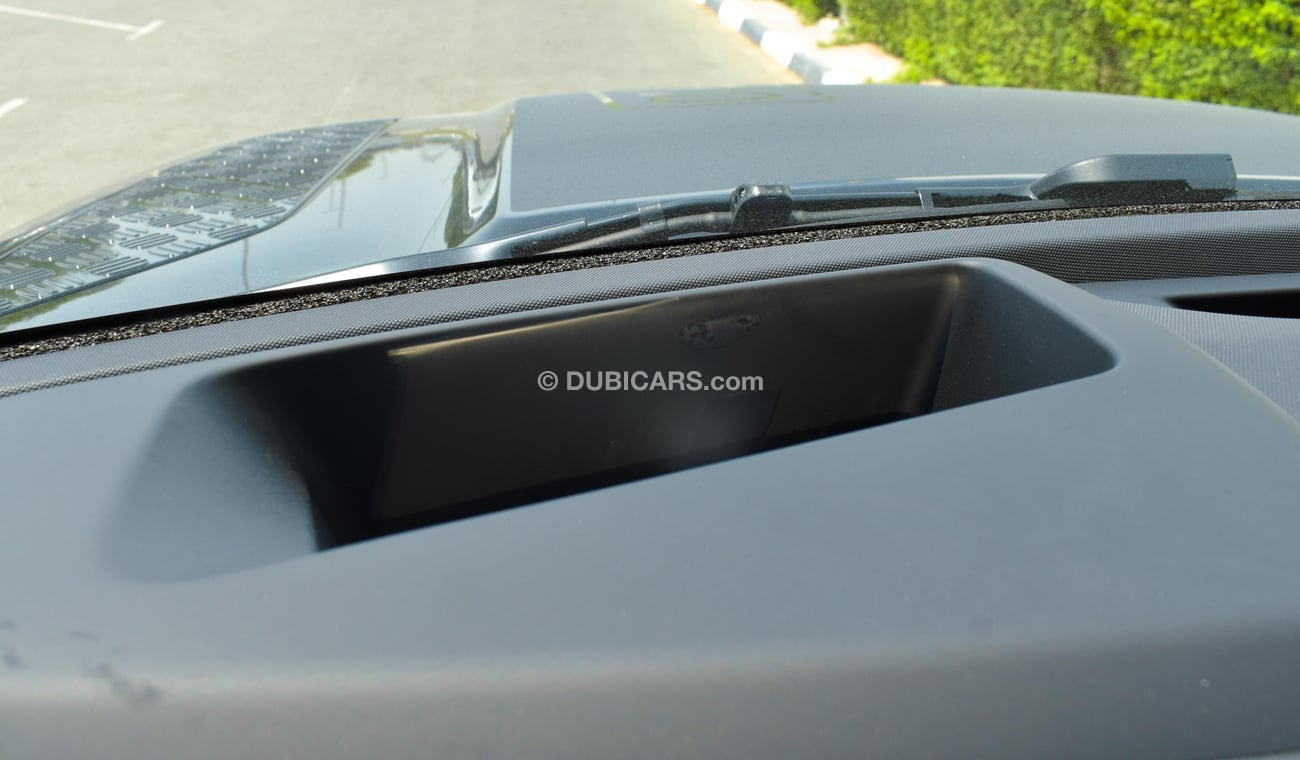 لاند روفر ديفندر 110 Pure X 3.0L P400 | Black Pack Edition | 2023