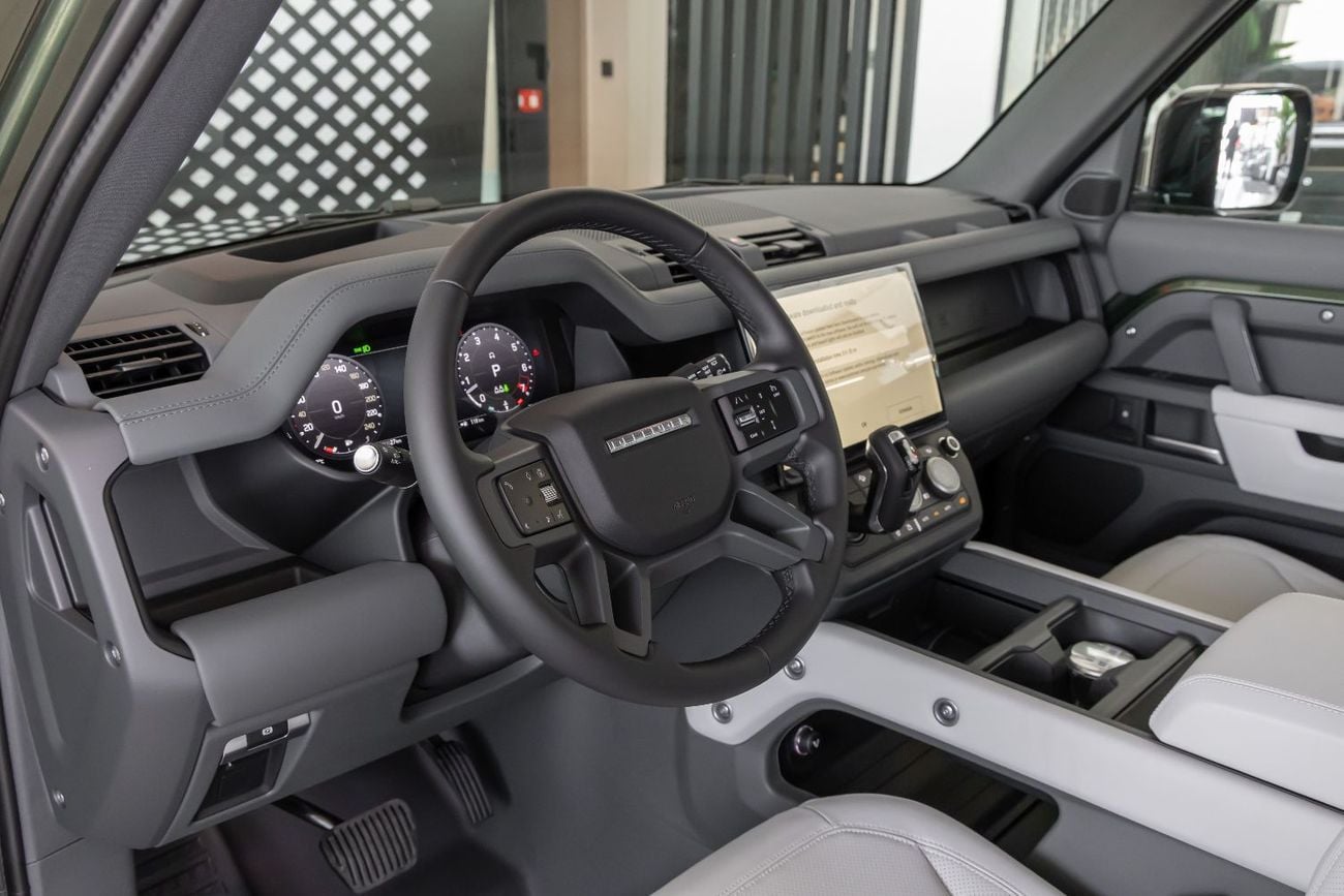 Land Rover Defender Land Rover Defender | 110 X-Dynamic HSE (P400) | GCC Specs | 2026 (Export)