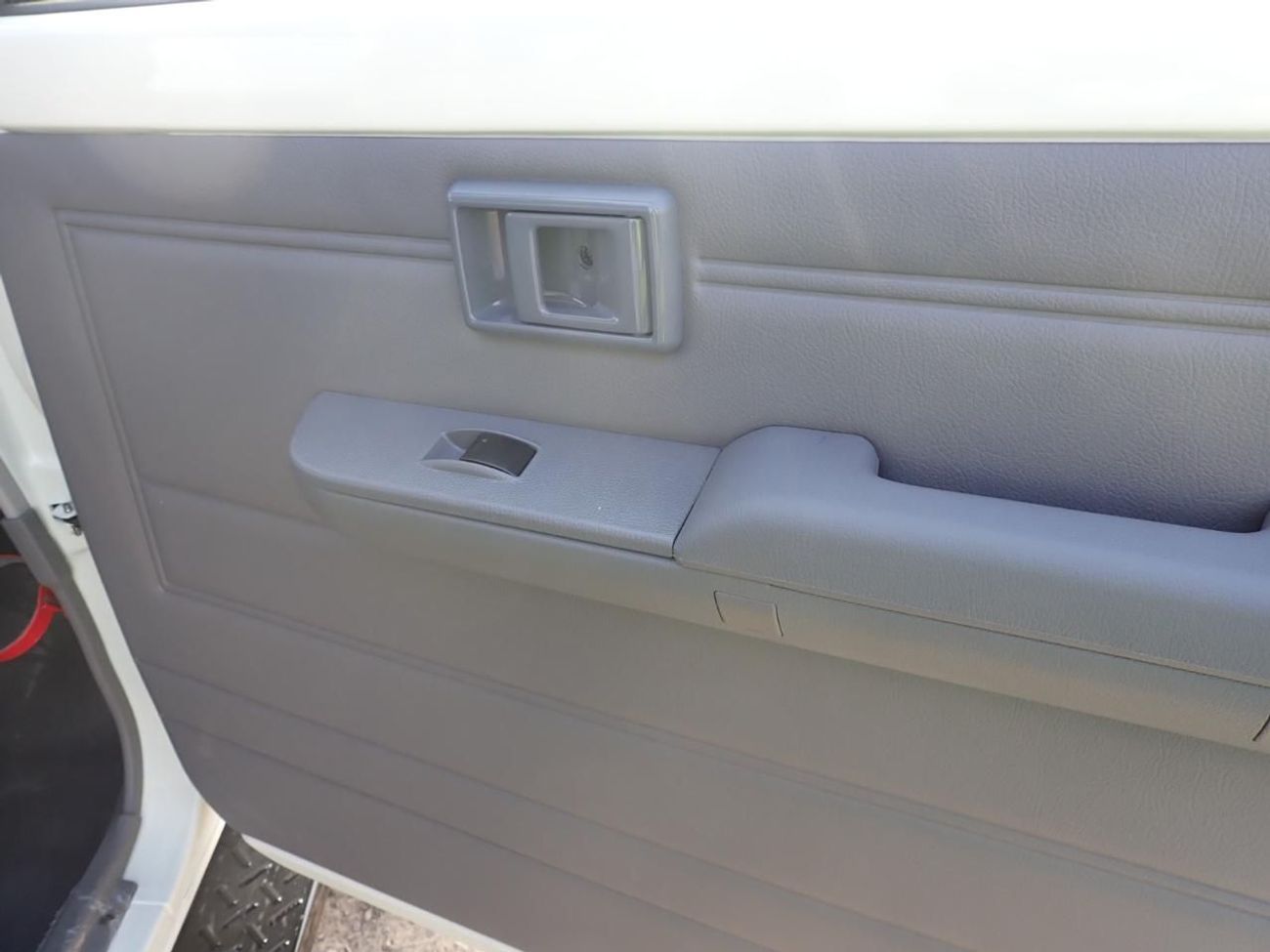 Toyota Land Cruiser Pick Up New Toyota LC 79 SC 4.2L Diesel V6 Model 2025