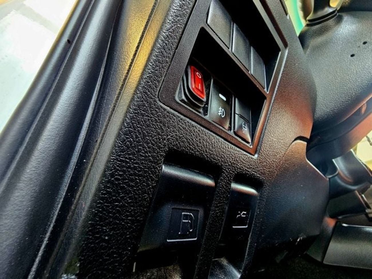 Toyota Hilux Toyota Hilux GL 2021 Model SR5 v4 2.7L Petrol Engine Colour White Transmission Automatic Interior Re