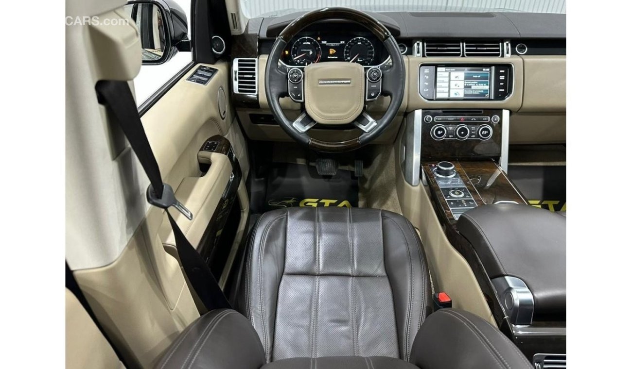 Land Rover Range Rover Vogue Supercharged 2015 Range Rover Vogue Supercharged, Full Service History, Fully Loaded, Excellent Condition, GCC