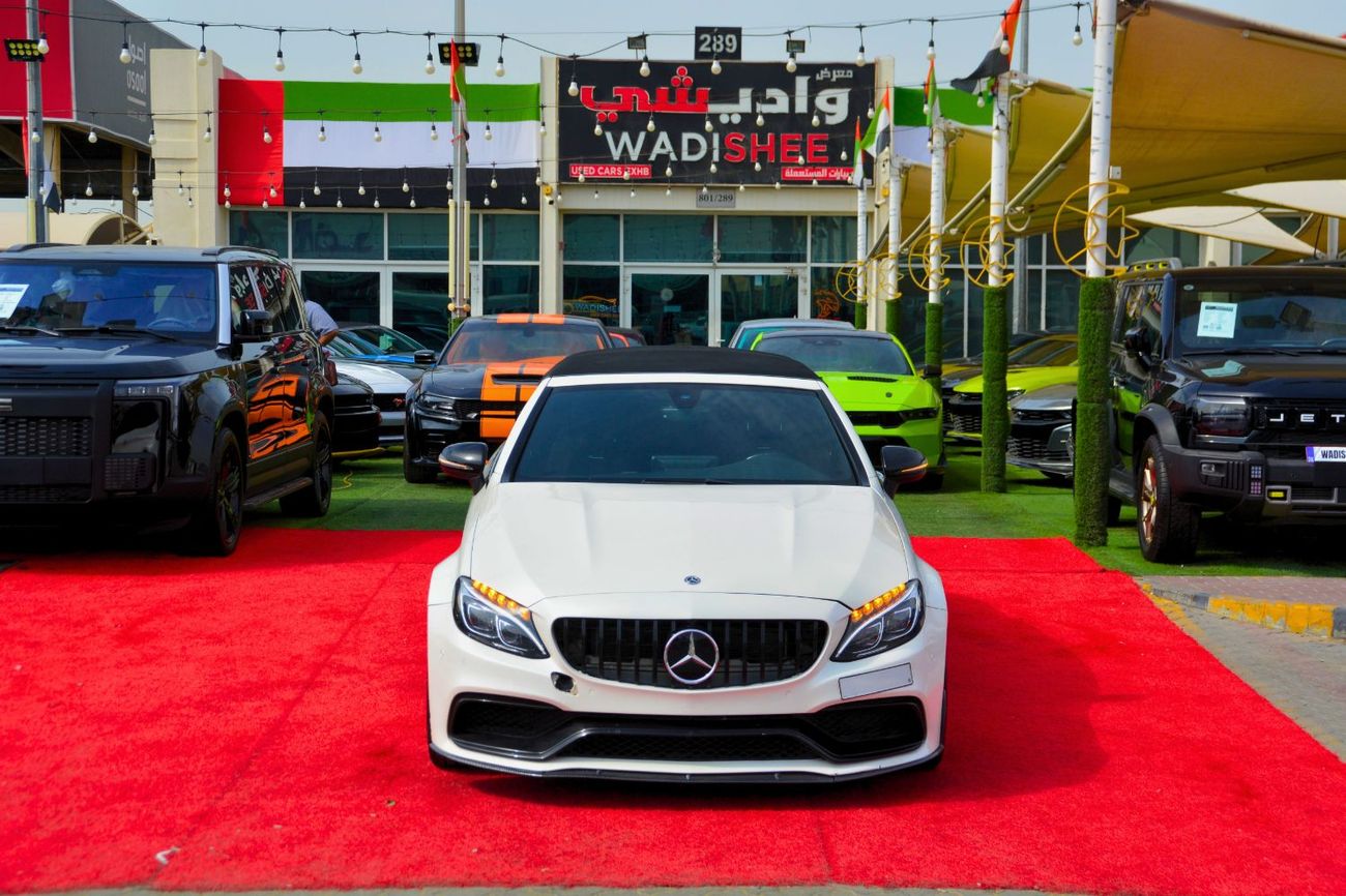 Mercedes-Benz C 63 AMG Std 4.0L Coupe