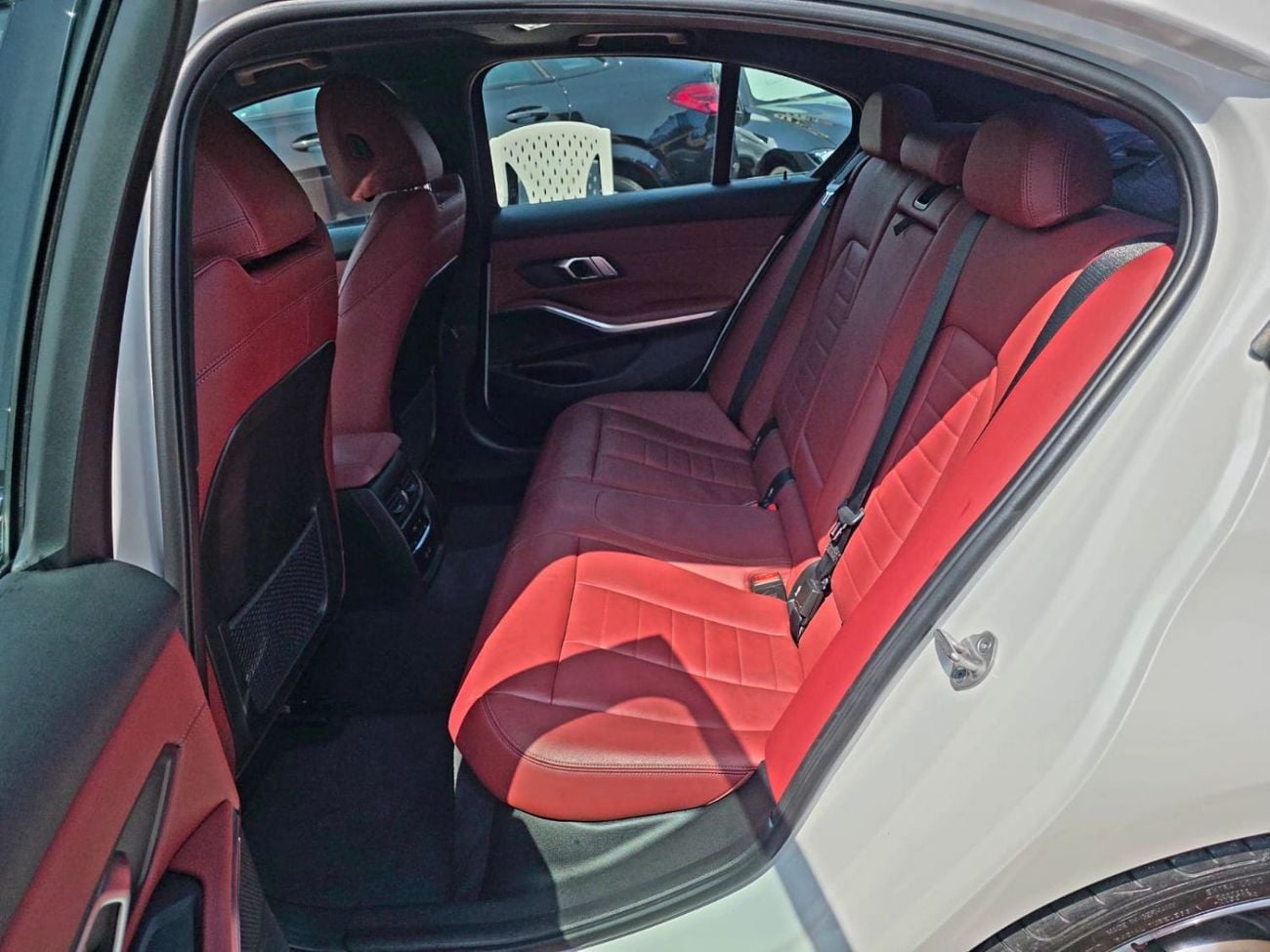 بي أم دبليو 330i M Sport 2.0L (258 HP)