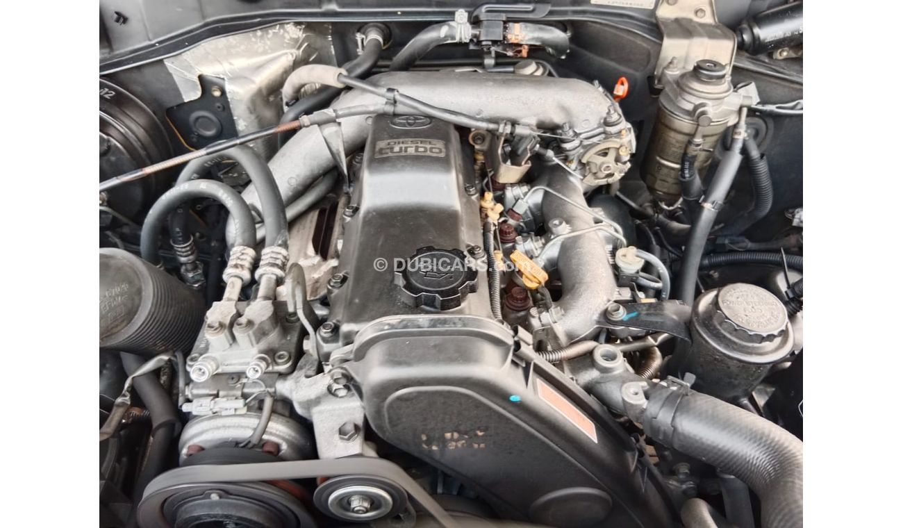 تويوتا لاند كروزر TOYOTA LAND CRUISER RIGHT HAND DRIVE(PM1730)