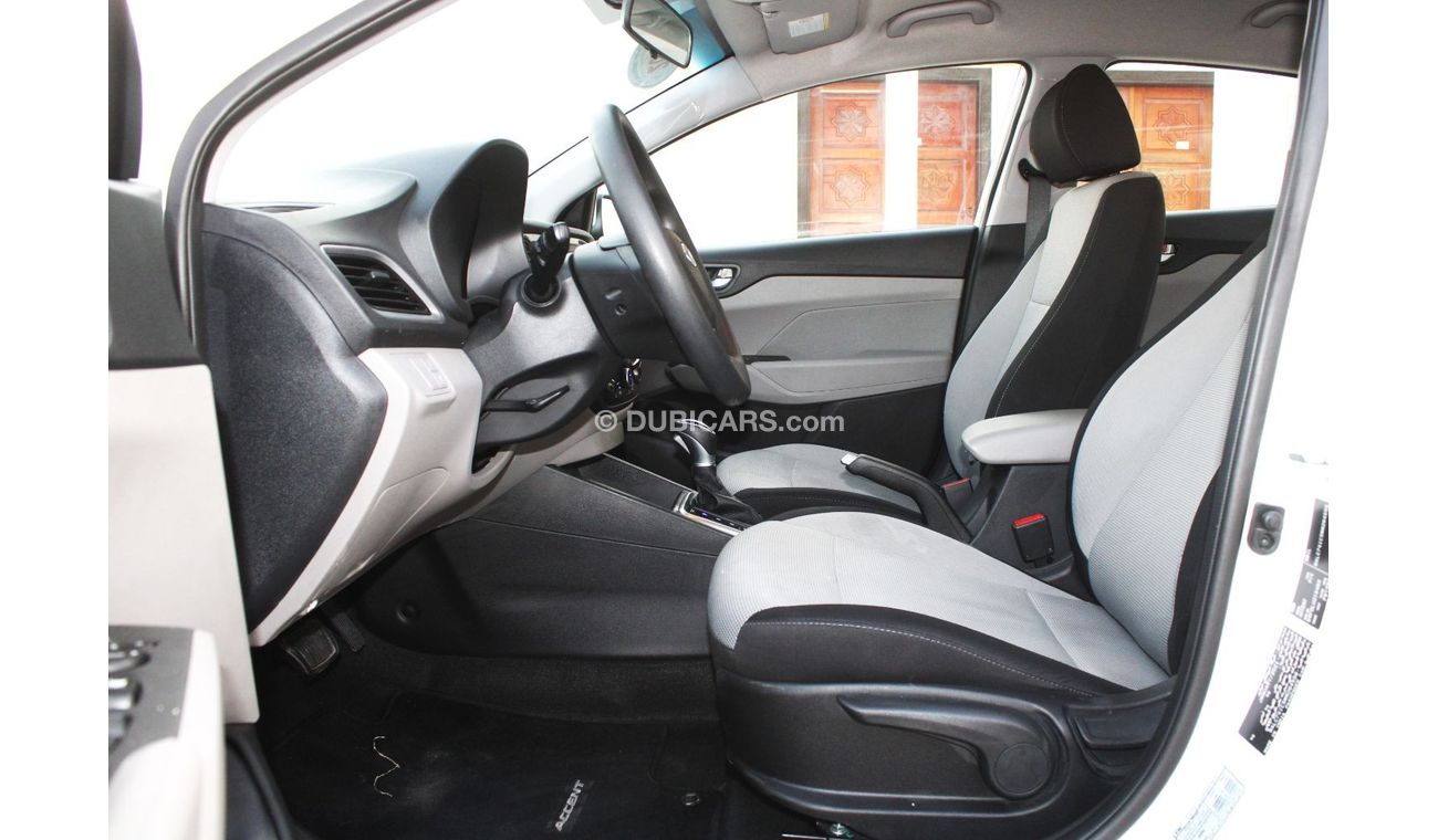 Hyundai Accent Base Hyundai Accent 2021 GCC, in excellent condition