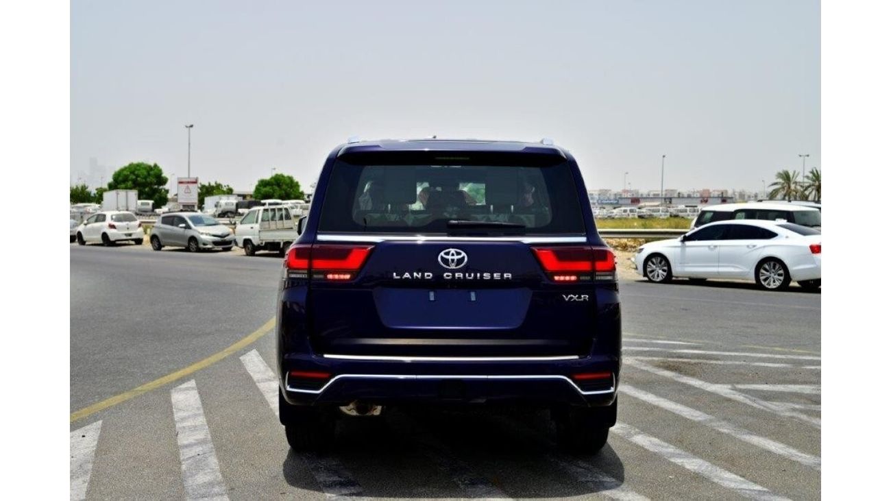 تويوتا لاند كروزر VXR V6 4.0L Petrol Automatic Full Option