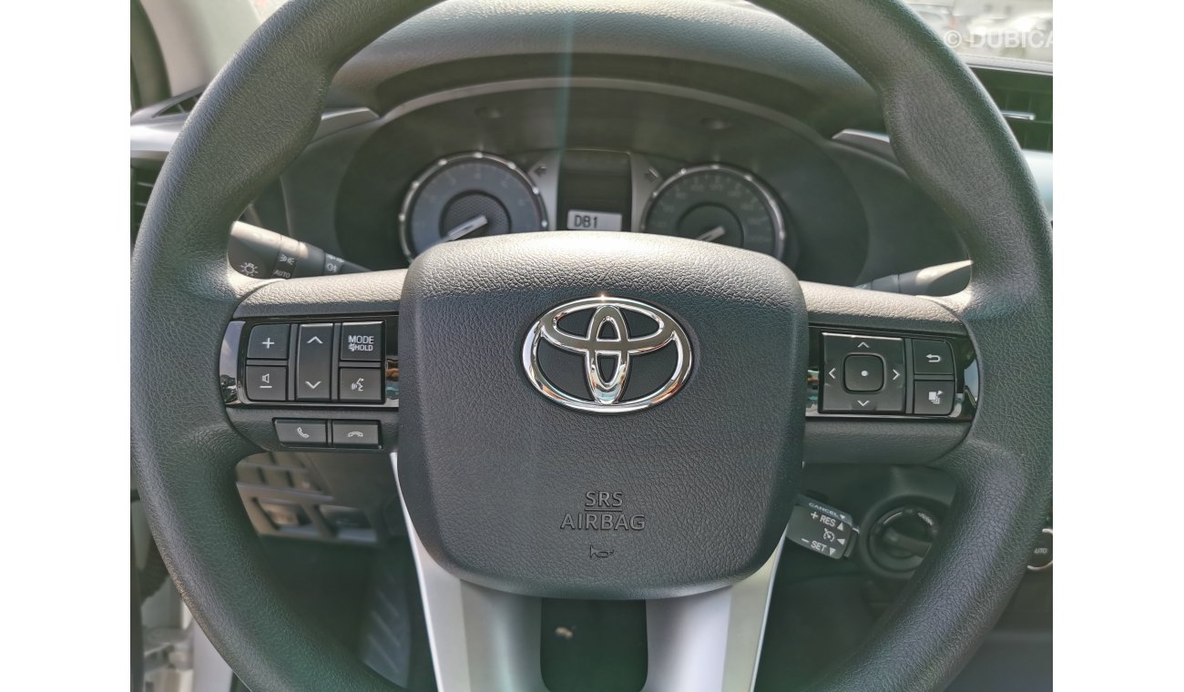 Toyota Hilux 4.0L, 17" Alloy Rims, Push Start, Rear Camera, Multimedia Power Steering, (CODE # TSR5W)