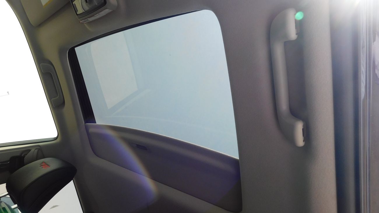 Toyota 4Runner LIMITED V6 4.0L PETROL 7 SEAT AUTOMATIC