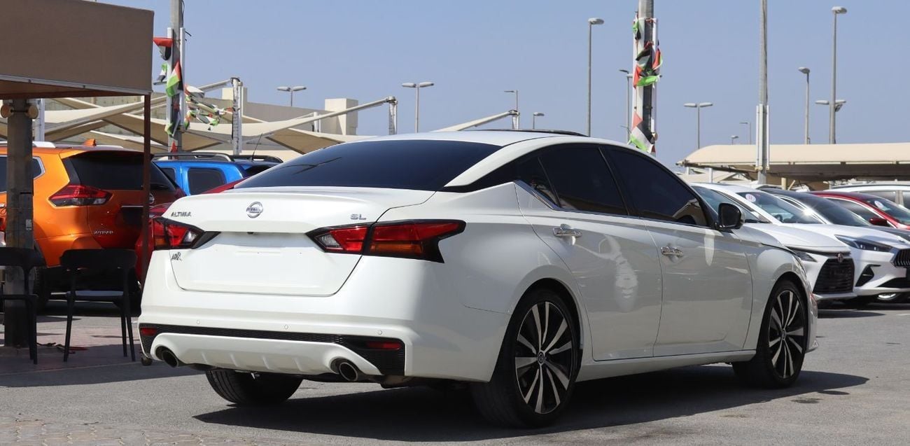 نيسان ألتيما نيسان ألتيما - 2020 - خليجى - بدون حوادث -  فل أوبشن-SL - محرك 2.5 - بحاله ممتازه