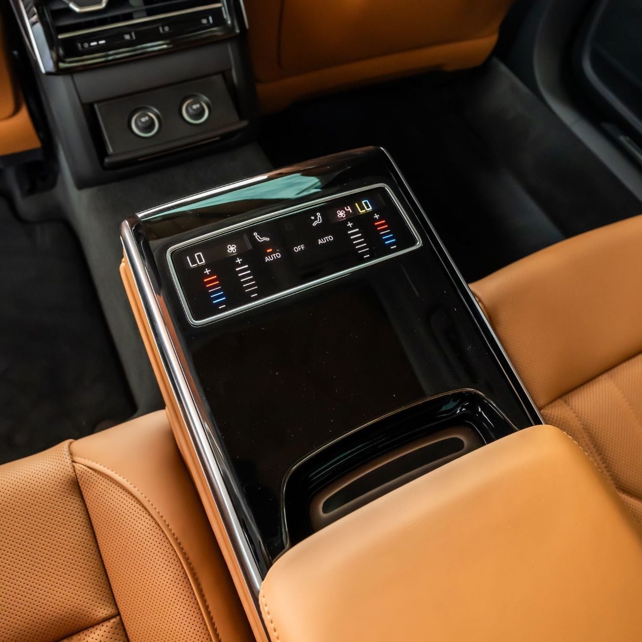 أودي A8 55 TFSI LWB 2026 AUDI A8L V6 55 TSFI QUATTRO  BRAND NEW GCC WITH WARRANTY+SERVICE