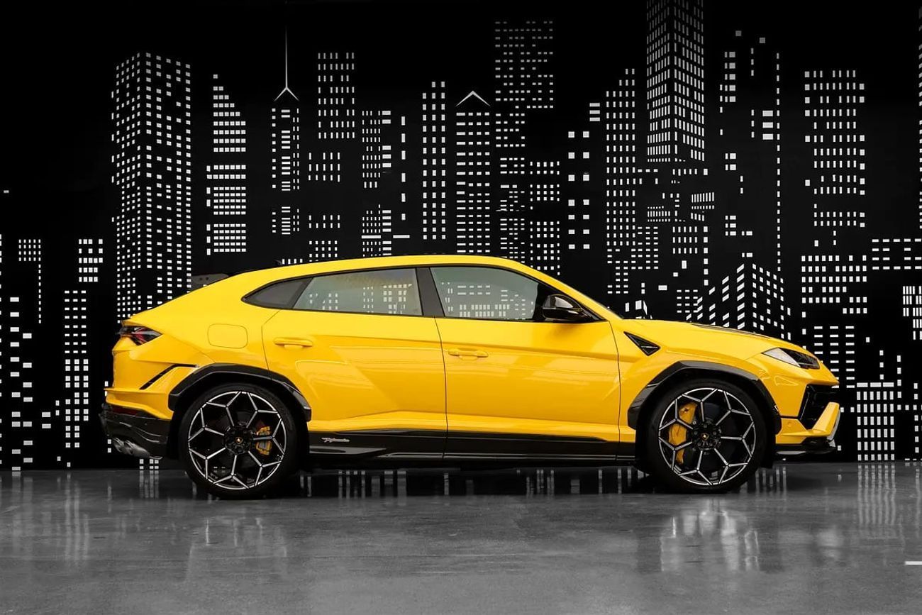 لامبورغيني اوروس 4.0T V8 Performante