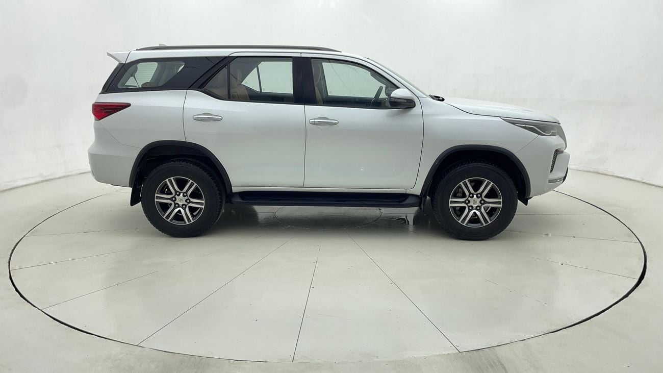 تويوتا فورتونر 2023 EXR | AED 1497/Month | 0 DP | 30 Day Return | Warranty | Service History