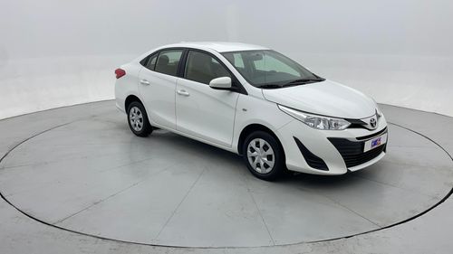 تويوتا يارس SE 1.5 | بدون دفعة مقدمة | اختبار قيادة مجاني للمنزل