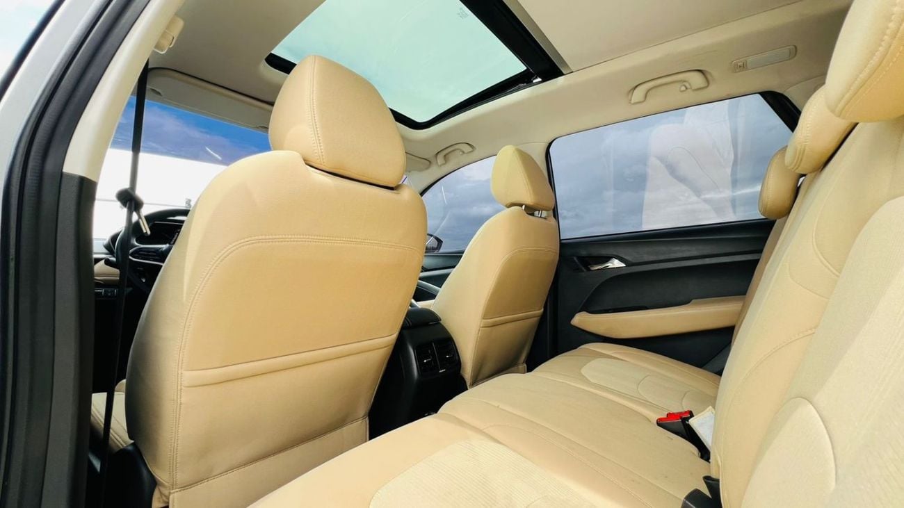 Chevrolet Captiva Premier 1.5L (150 HP) (7 Seater)