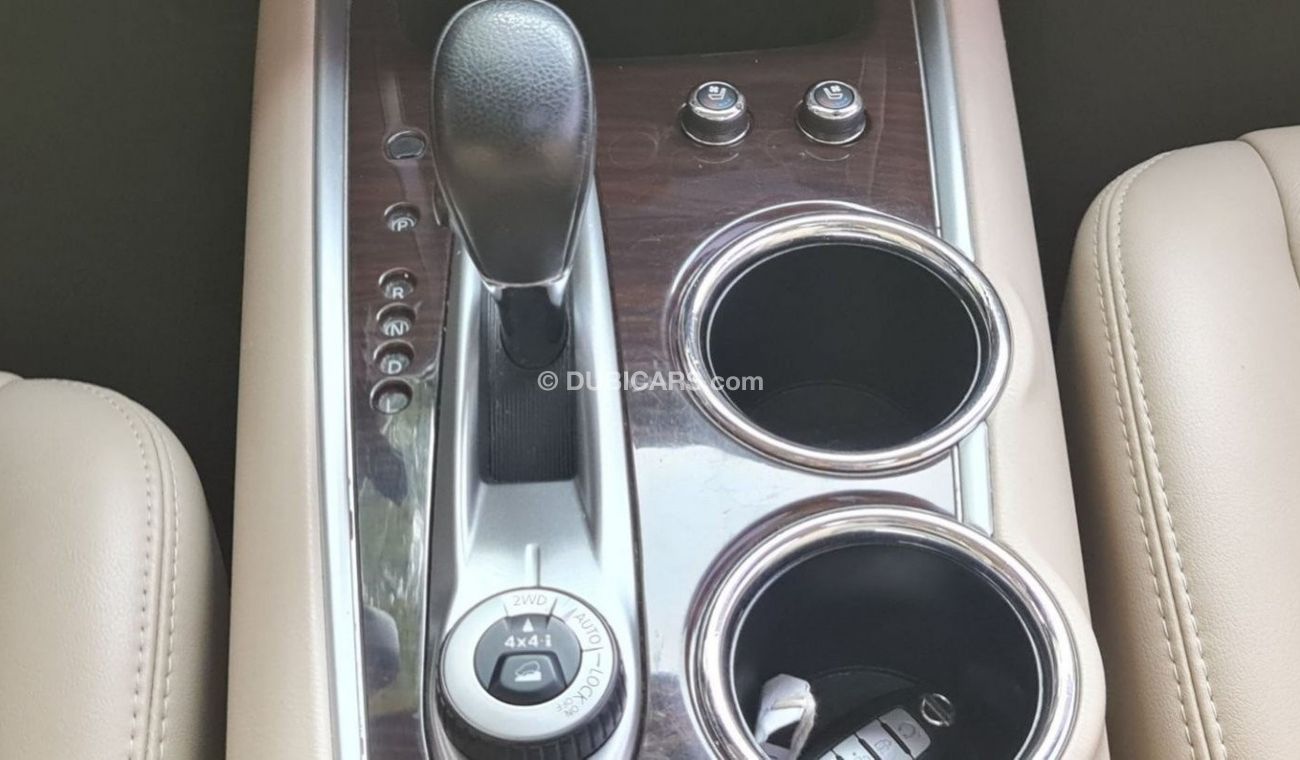 Nissan Pathfinder SL 4WD 3.5L V6 Partial Service History GCC