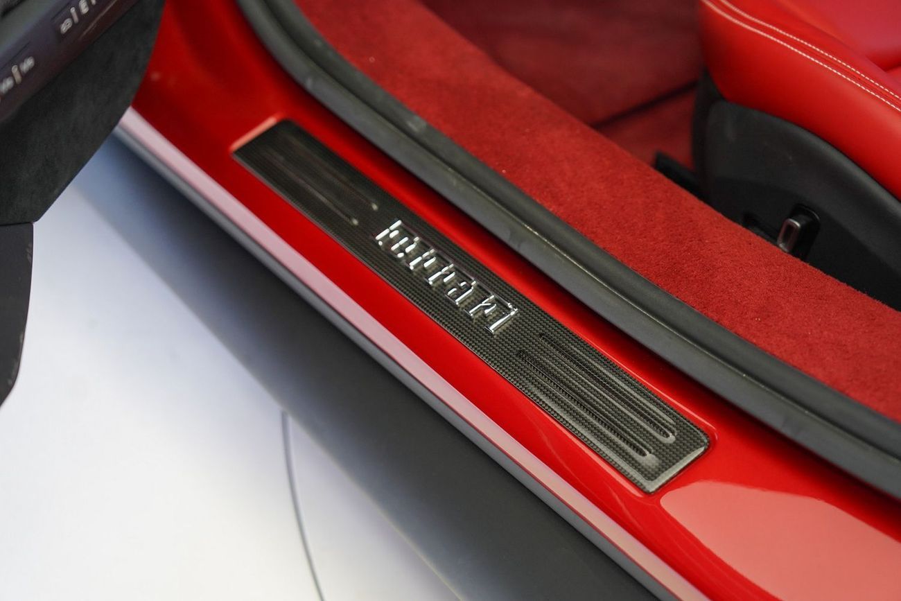 فيراري 296 GTB 3.0T V6 PHEV