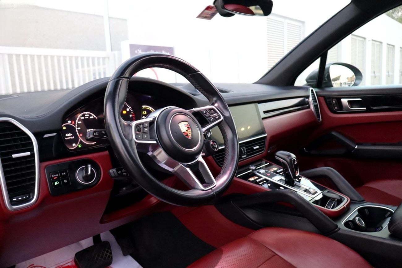 Porsche Cayenne STANDARD