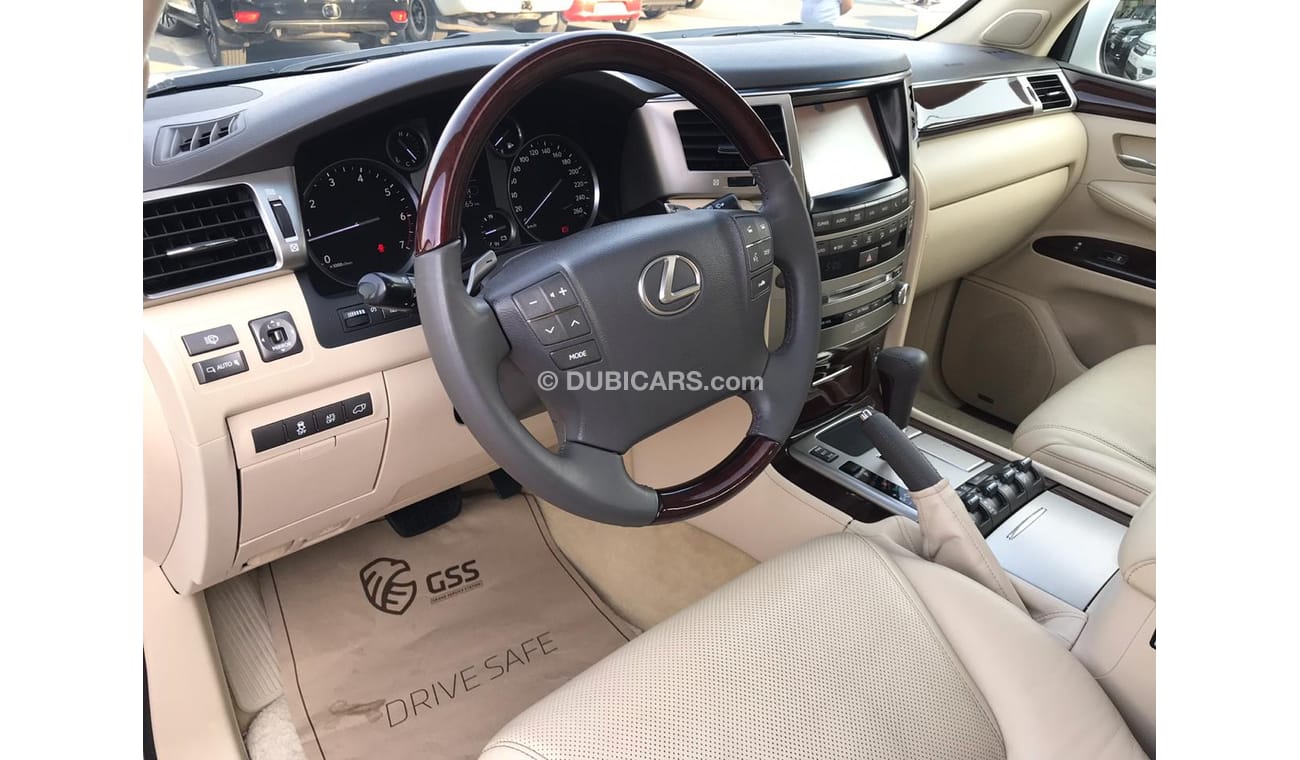 Lexus LX 570 LEXUS LX570 2012