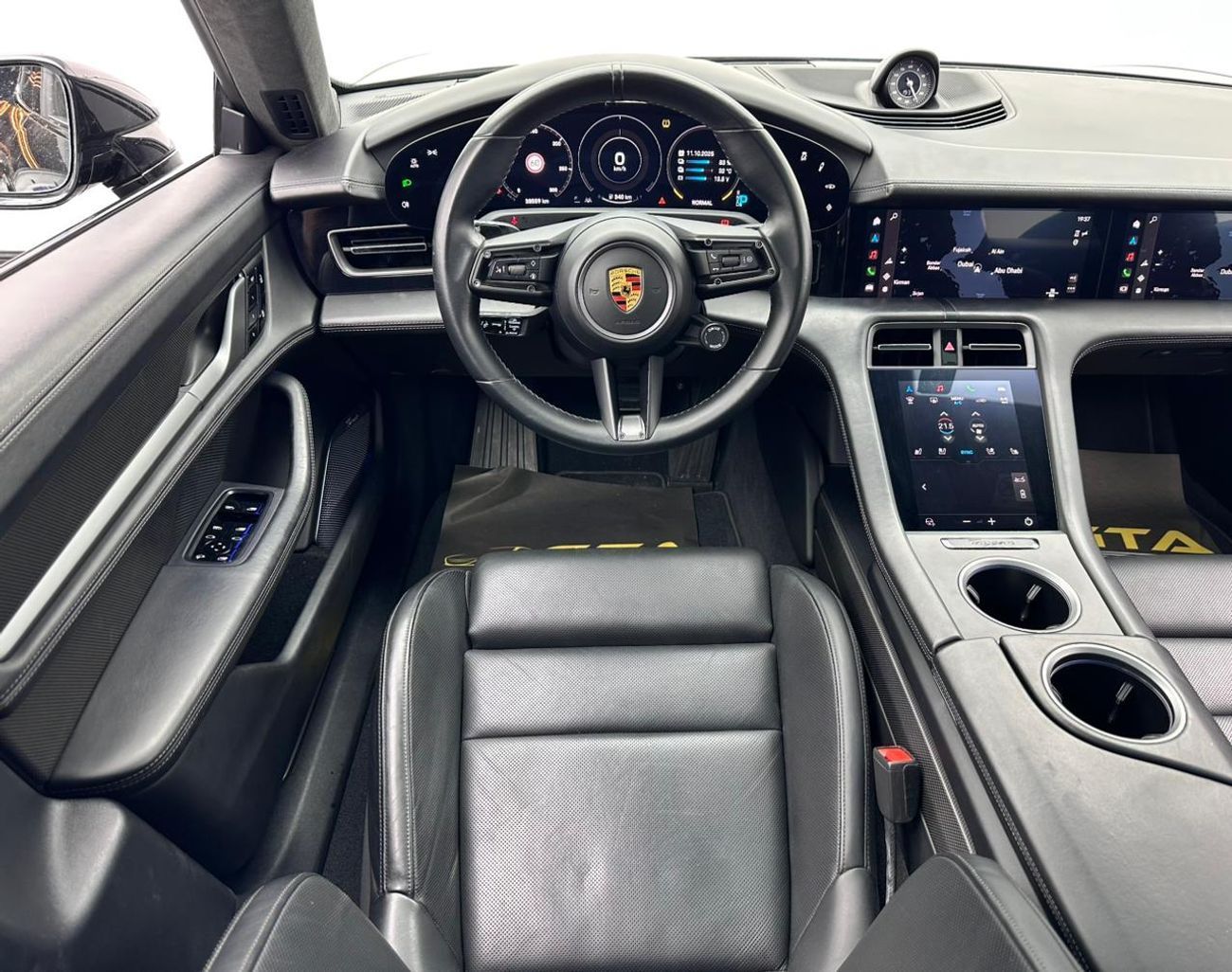 بورش تايكان 2021 Porsche Taycan Turbo S, 1 Year Unlimited Km Warranty, Full Service History, Excellent Condition