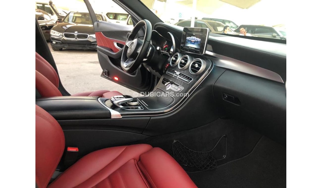مرسيدس بنز C 200 موديل 2016 خليجي فل مواصفات كراسي جلد ومثبت سرعه وتحكم كهربي كامل ونظام صوت ممتاز وكاميرا خلفيه ومدخ