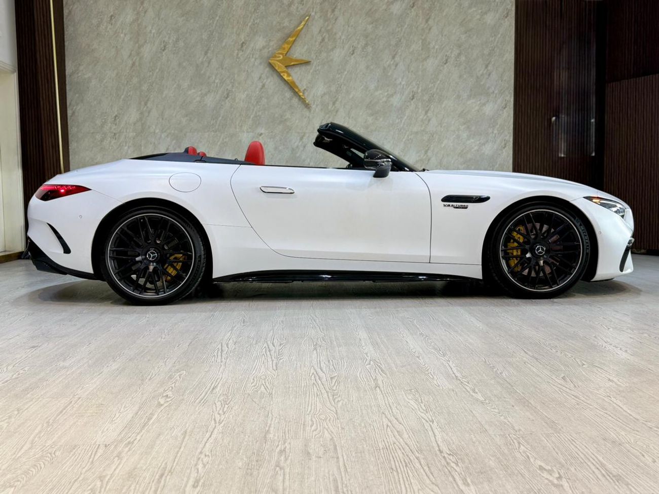 Mercedes-Benz SL 63 AMG 7,930 AED Monthly II SL63 AMG II 0% Down Payment II Still Under Warranty to 2027