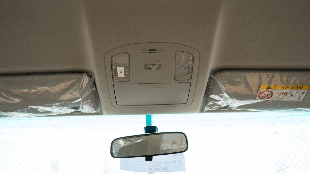 تويوتا فورتونر 2025 Toyota Fortuner 4.0L AT Petrol (White-Tan) (Qatar Spec)