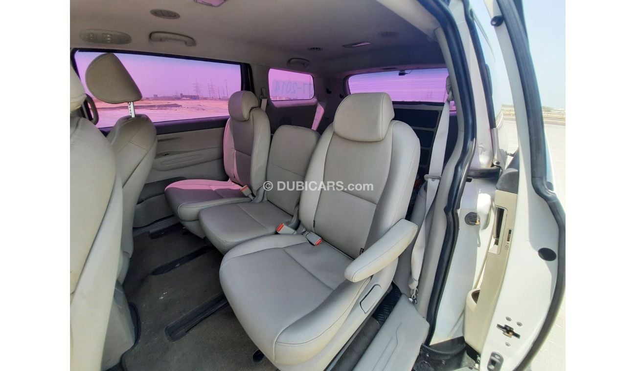 Kia Carnival Kia carnival 2015  dedicated to people of determination