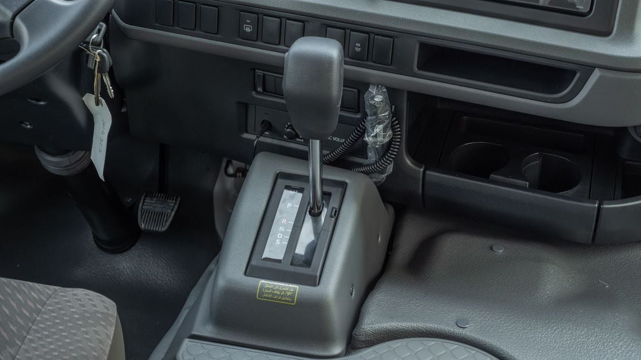 Toyota Coaster TOYOTA COASTER 2.8 DSL 22SEATS -2025YM