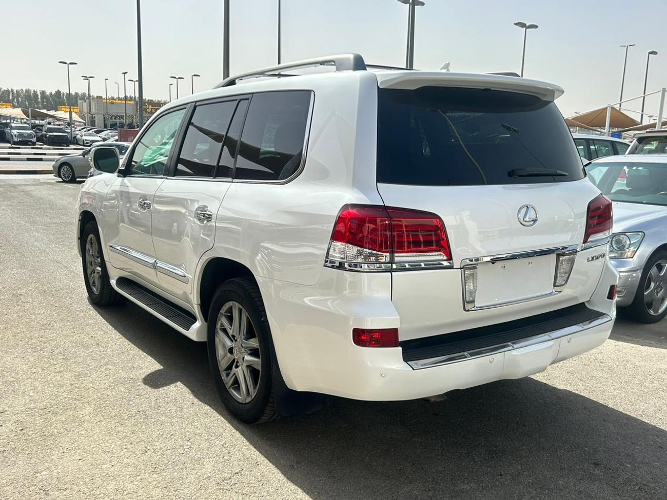 Lexus LX 570 Platinum 5.7L