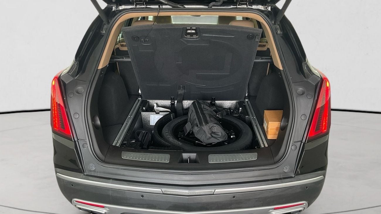 كاديلاك XT5 Premium Luxury | شامل الضمان | 0 ﺪﻔﻋﺓ ﺃﻮﻟﻯ