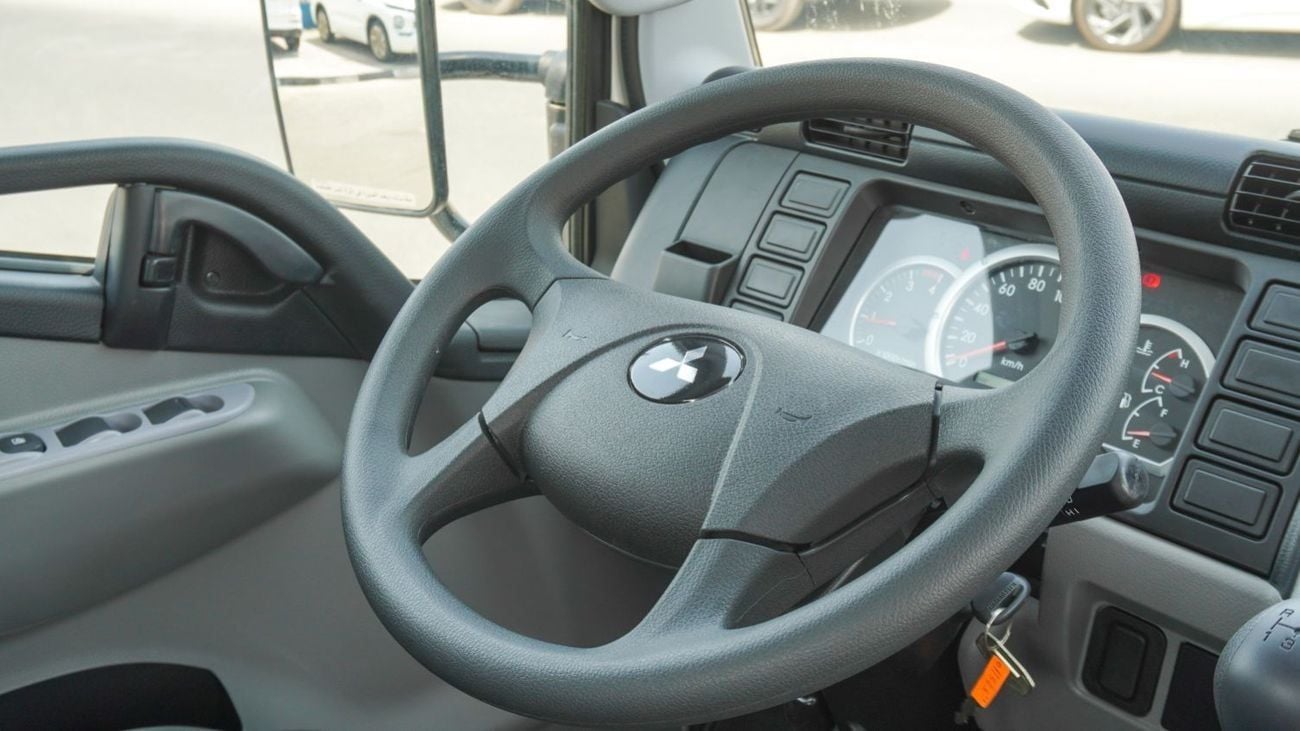 ميتسوبيشي كانتر فان Brand New Mitsubishi Fuso Canter 2026 4.2L M/T |White/Black|CANTERCHASSIS-170-ABS-2T| FOR EXPORT