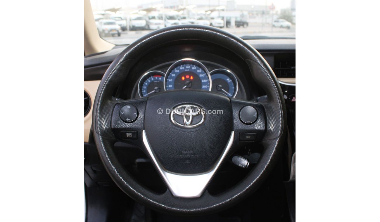 Toyota Corolla SE TOYOTA COROLLA 2019 WHITE 1.6 GCC EXCELLENT CONDITION WITHOUT ACCIDENT