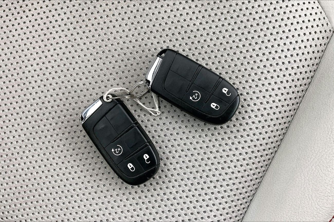 فولكس واجن تيجوان R-Line | شامل الضمان | 0 ﺪﻔﻋﺓ ﺃﻮﻟﻯ