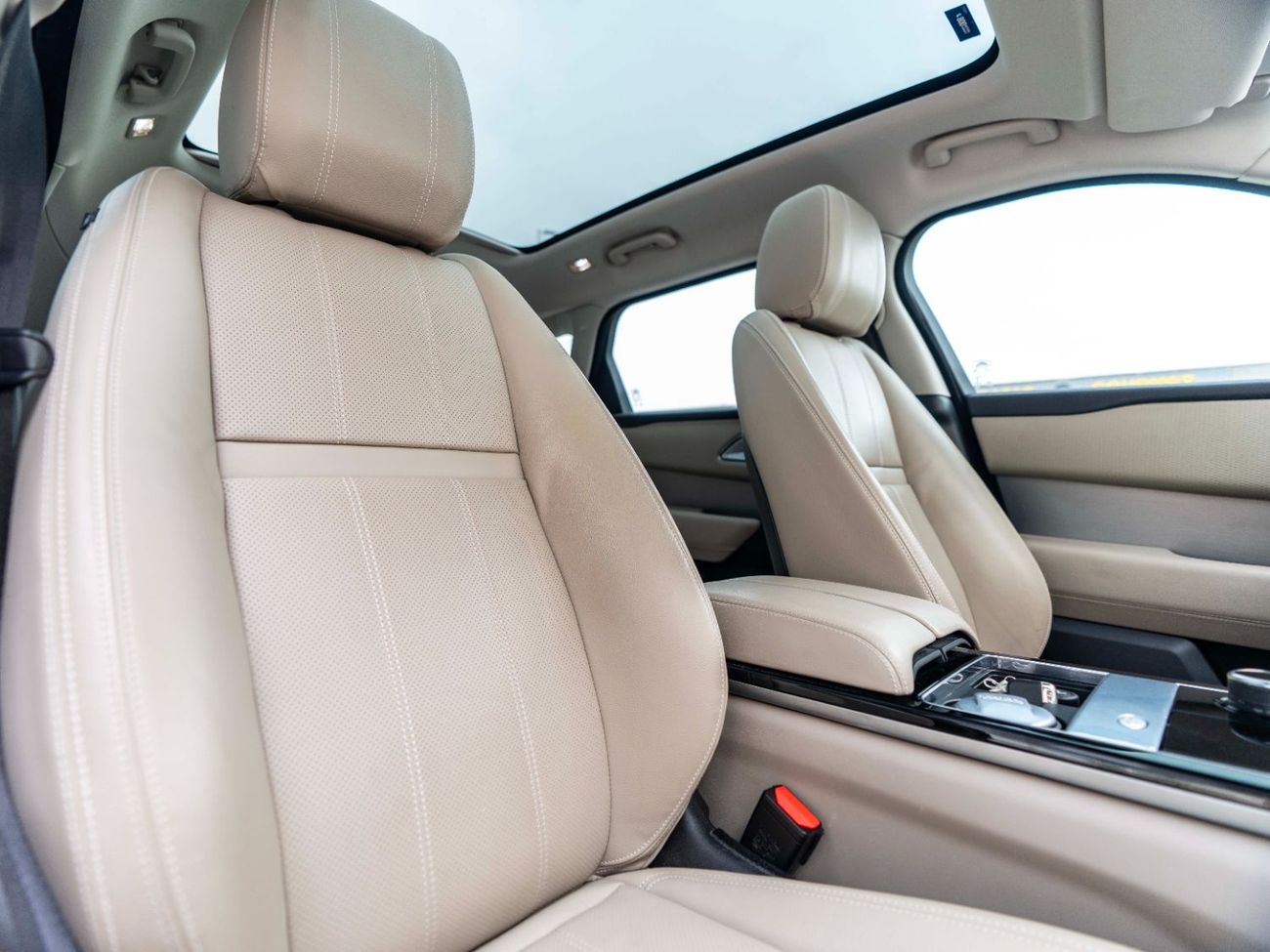 لاند روفر رينج روفر فيلار P250 S 2.0L Petrol