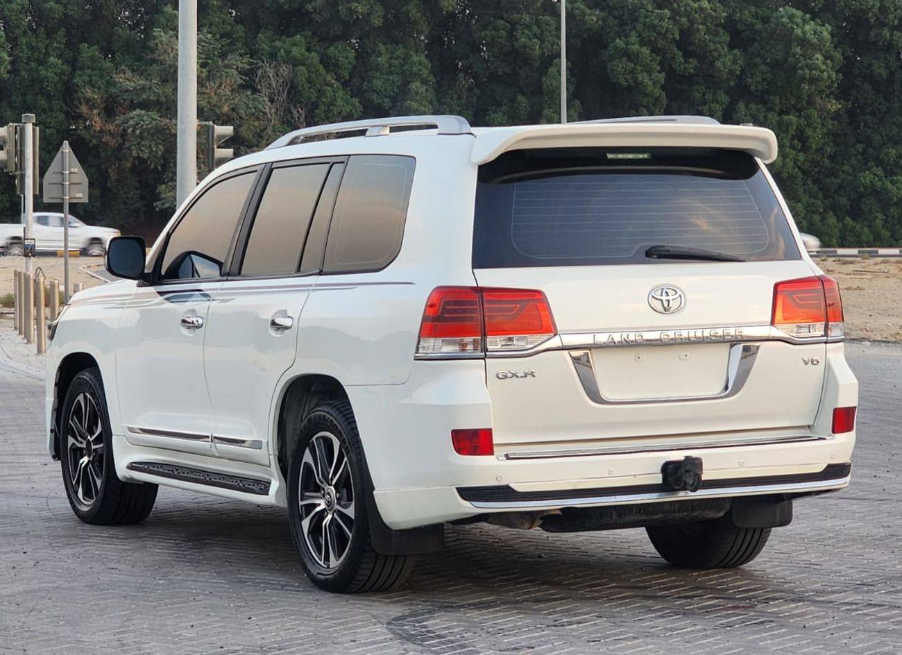 تويوتا لاند كروزر GXR V6 MODEL 2011 UPGRADE 2021