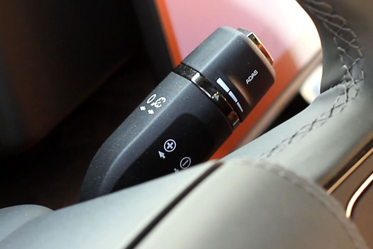 ROX 01 Rox-01 6-Seats 1.5L 4WD A/T Long Range Version  MY-2025