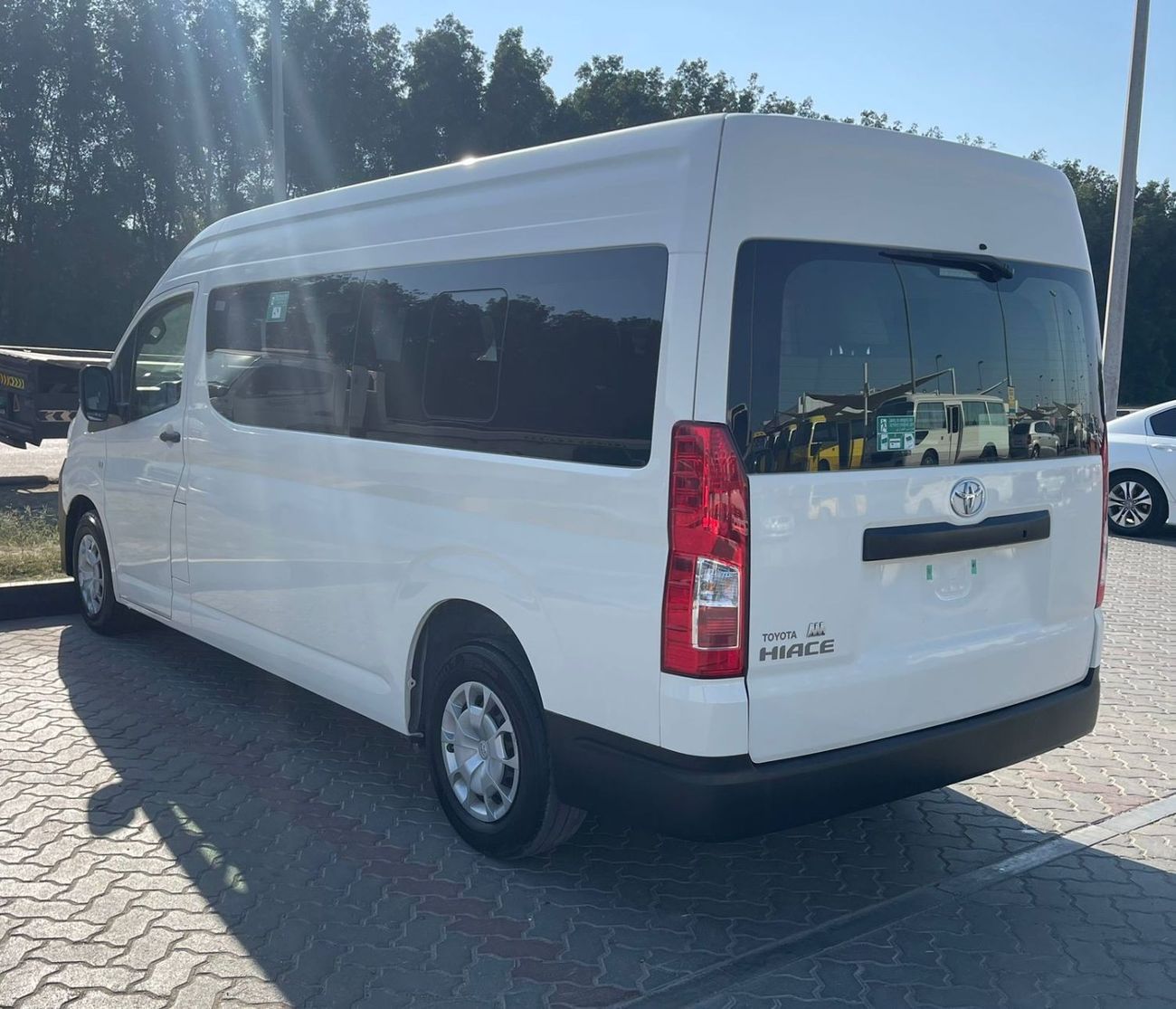 Toyota Hiace GLS - High Roof