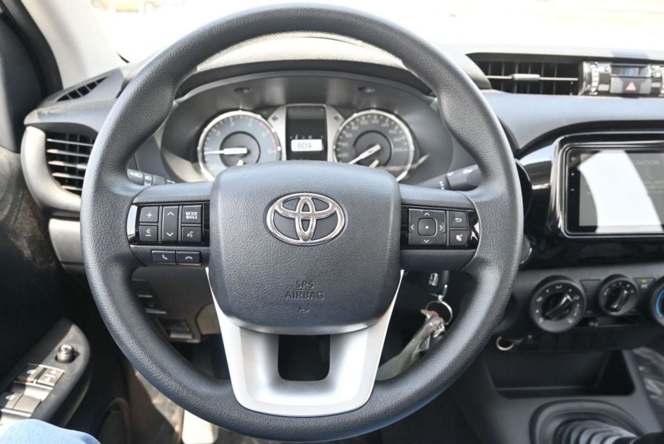 تويوتا هيلوكس TOYOTA HILUX 2.4L DIESEL 4X2 MODEL 2023
