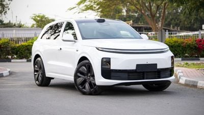 Li Auto L6 Max 1.5L - White Inside Orange | Export Only